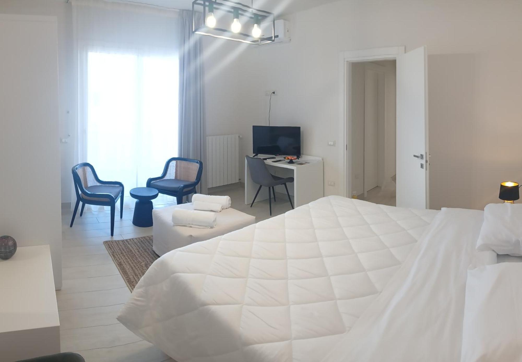 Mya Luxury Rooms And Wellness Melendugno Luaran gambar