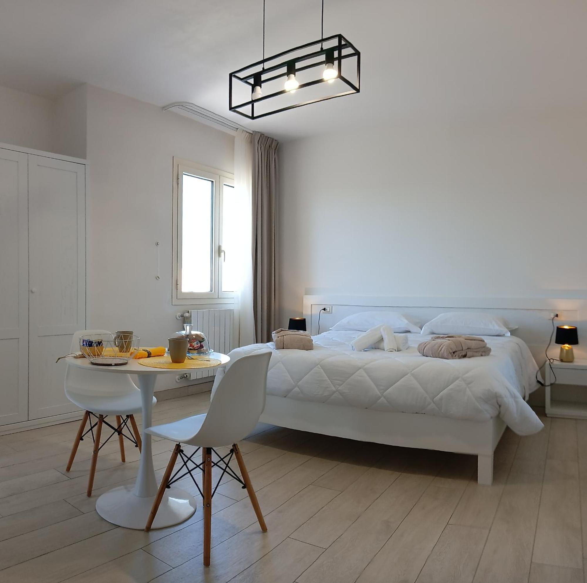 Mya Luxury Rooms And Wellness Melendugno Luaran gambar