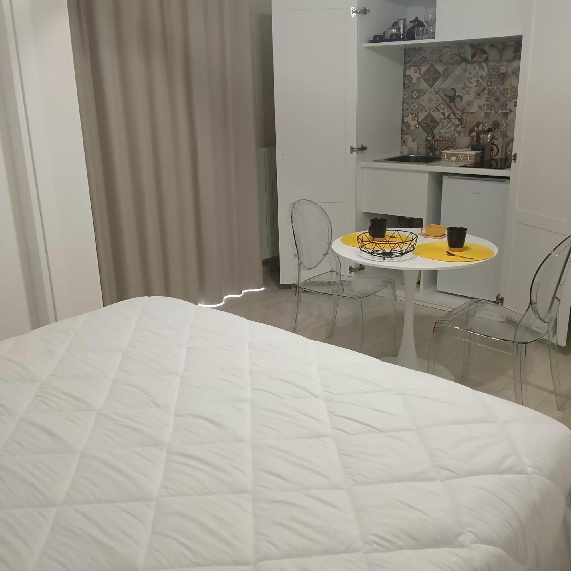 Mya Luxury Rooms And Wellness Melendugno Luaran gambar