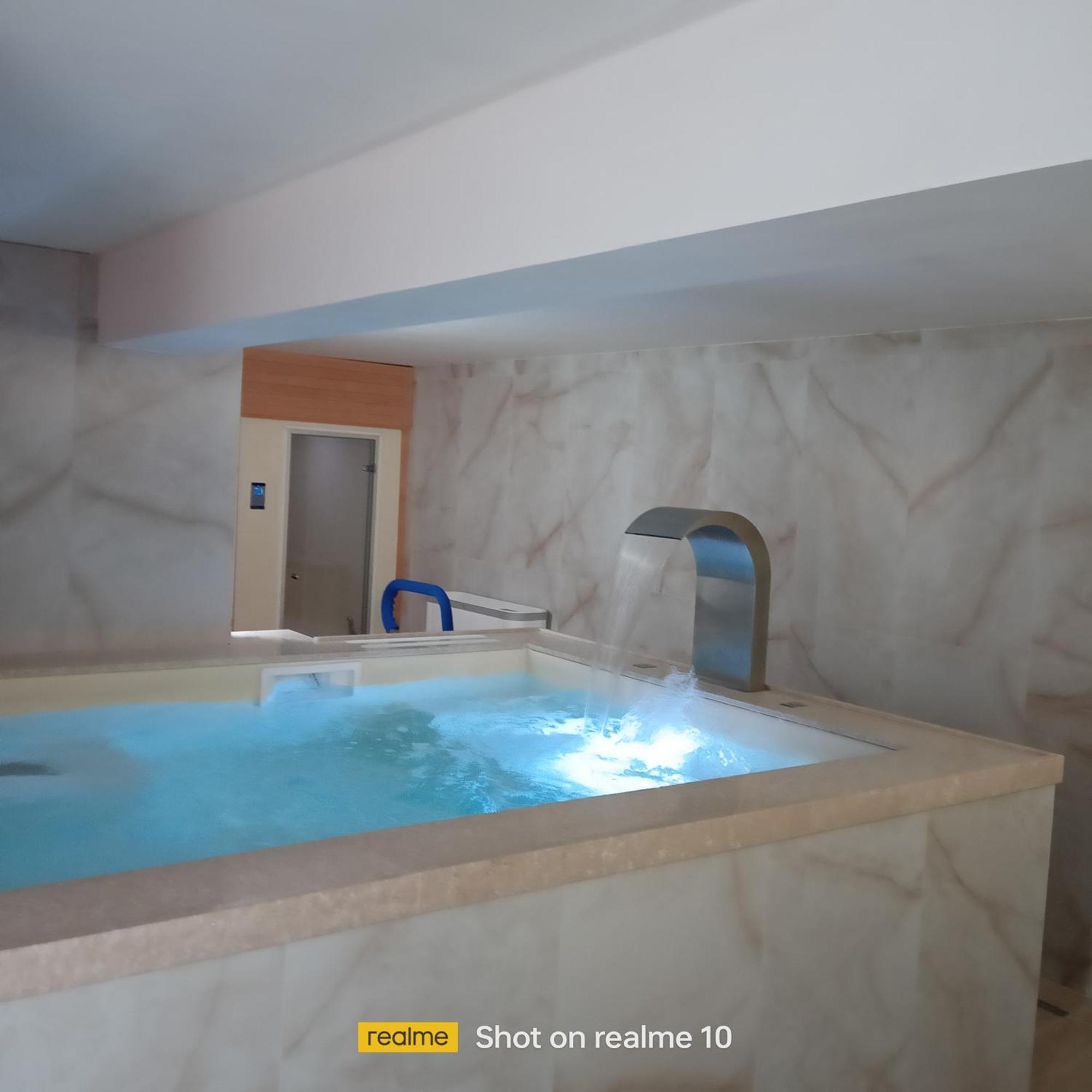 Mya Luxury Rooms And Wellness Melendugno Luaran gambar